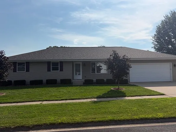 235 N School St, Diamond, IL 60416
