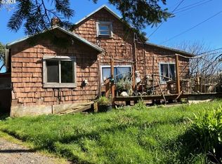 93515 Ranch Ln, North Bend, OR 97459