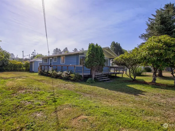 1650 First Avenue, Grayland, WA 98547