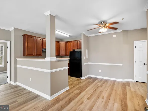 2805 Forest Run Dr #2101, District Heights, MD 20747