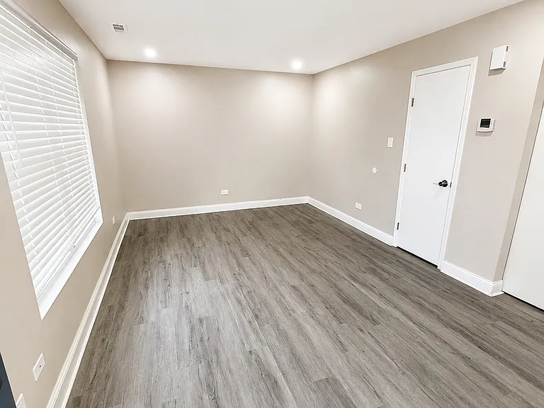 2824 Jackson Ave #C — Photo 2