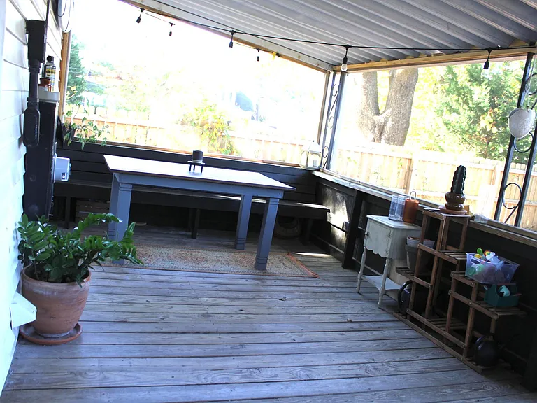 1852 S Streamline Dr — Photo 25