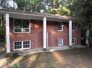 6040 Carriage Ct, Atlanta, GA 30349