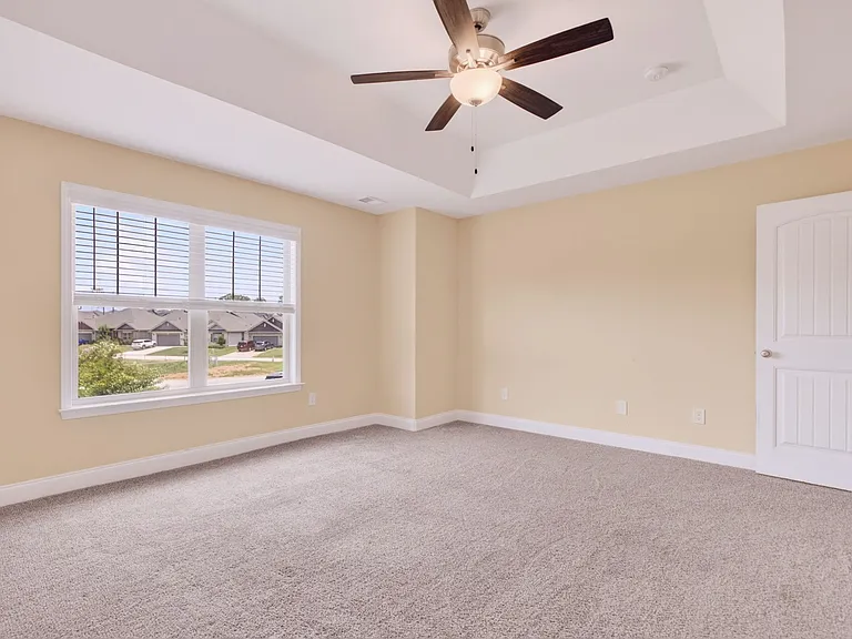 793 Silver Pines Ln — Photo 28