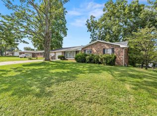 2506 Lynnwood Dr, Cape Girardeau, MO 63701