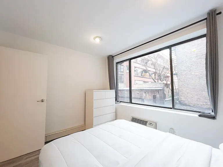 614 10th Ave #5E — Photo 1