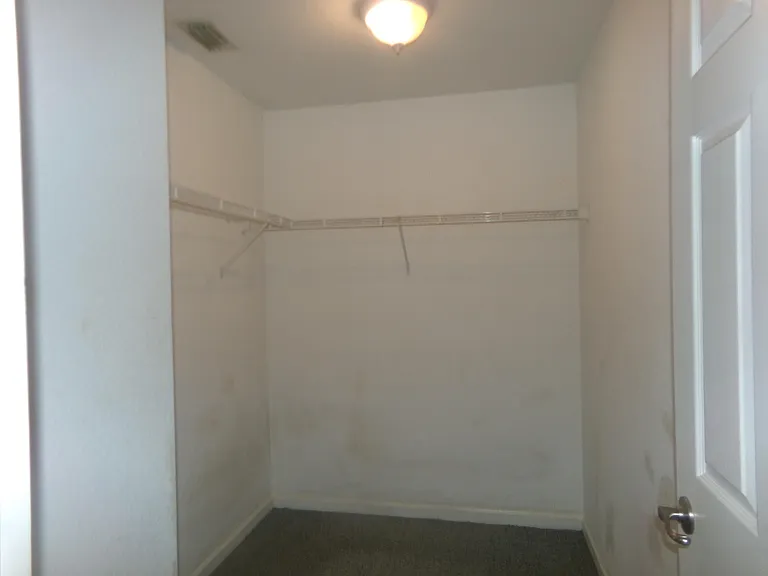 1667 SW California Blvd — Photo 10