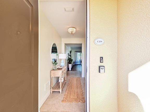 2nd image of 1005 Sandpiper St #C-204
