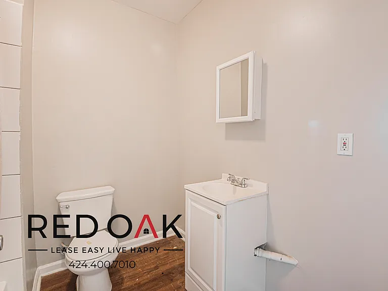 692 Valencia St #208 — Photo 8