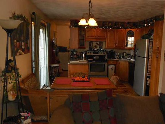 5th image of 816 Plumwood Dr