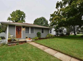 313 N Menard St, Metamora, IL 61548