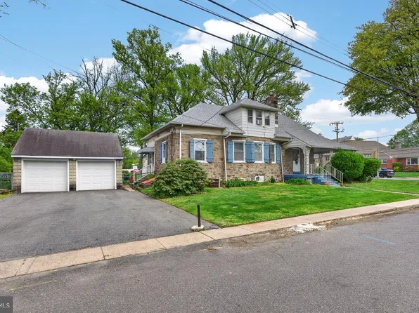 1949 Forrest Ave, Morton, PA 19070