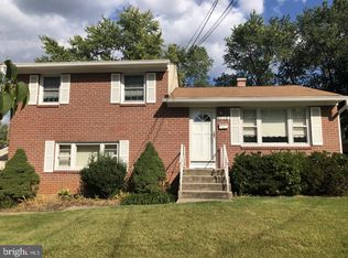 6715 Longridge Dr, Lanham, MD 20706