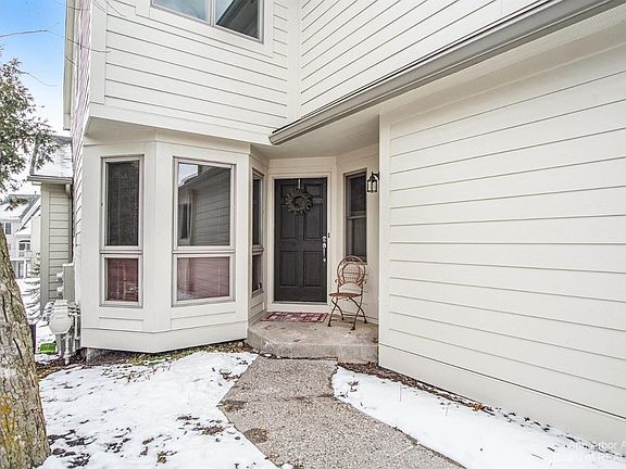 3rd image of 3377 Breckland Ct