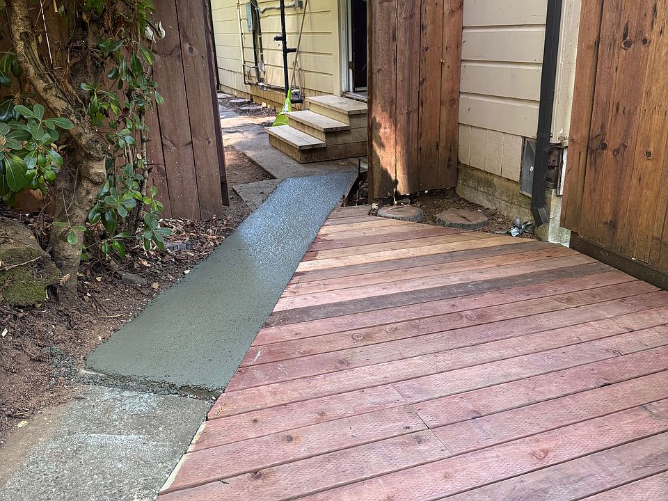 1st image of 148 Sequoia Ave