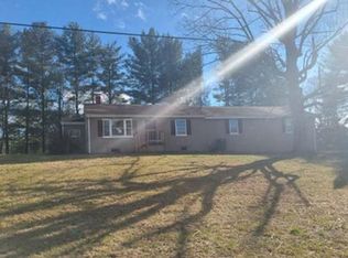 6196 Jordantown Rd, Vinton, VA 24179
