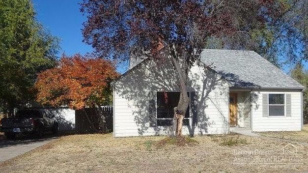 1st image of 845 NE 3rd St