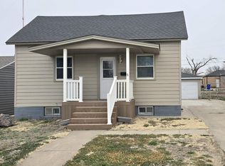 523 W 19th St, Hays, KS 67601