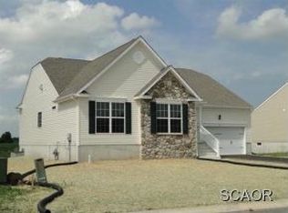 24596 Hollytree Cir, Georgetown, DE 19947
