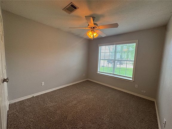 3rd image of 3532 Farah Dr