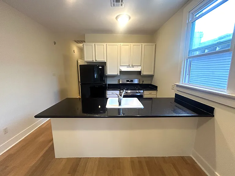 222 S Telemachus St #1 — Photo 6