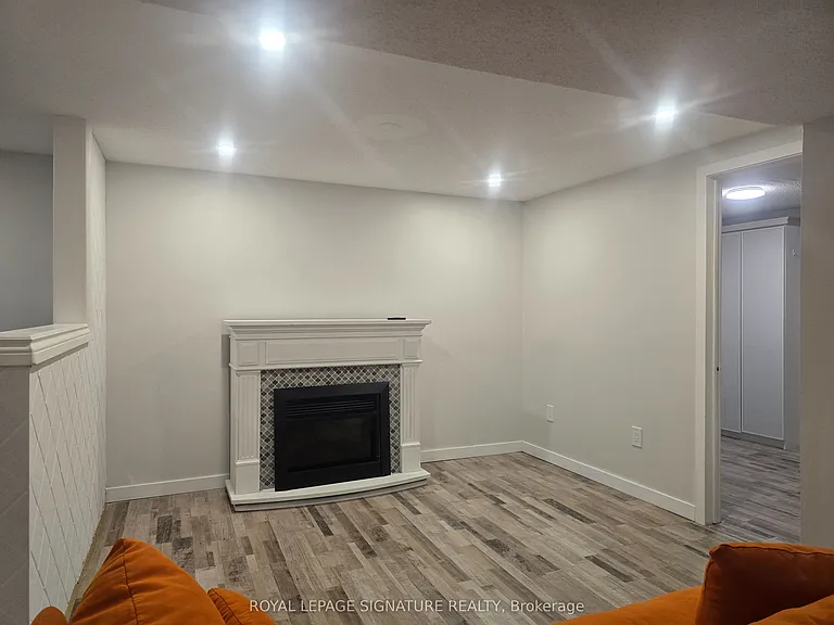 211 Glen Hill Dr #LOWER — Photo 6