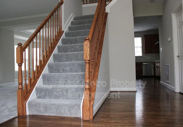 1614 Albert Dr — Photo 8