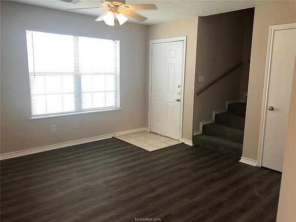 2nd image of 1904 Holleman Dr