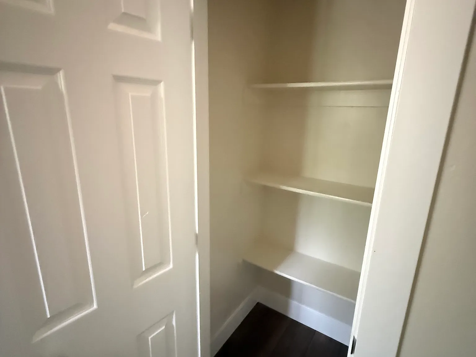 3 bed, 1197 sqft, $2,580 — Photo 3