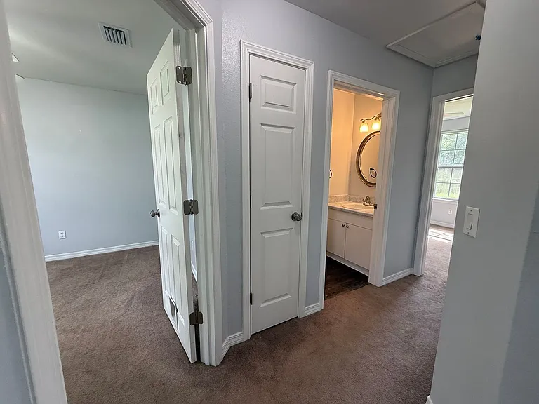 2111 Coral Creek Dr — Photo 15