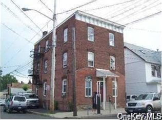 8 Franklin Ave APT 2, Pearl River, NY 10965