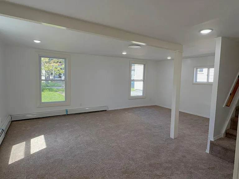 256 N Transit St — Photo 8