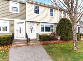 8 Lydon Ln #D1, Halifax, MA 02338