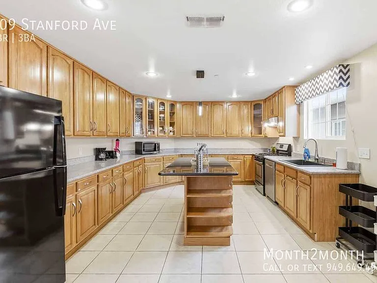 609 Stanford Ave — Photo 23