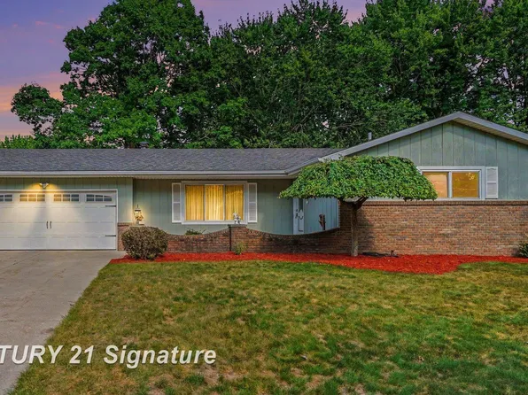 1105 Saint Andrews Rd, Saginaw, MI 48638