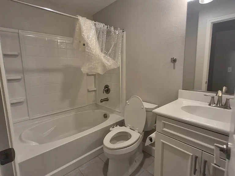 111 Llano De Los Robles Ave #7 — Photo 20
