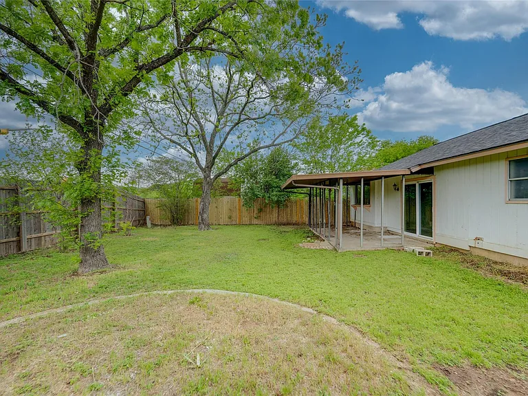 4811 Brushy Ridge Dr — Photo 14