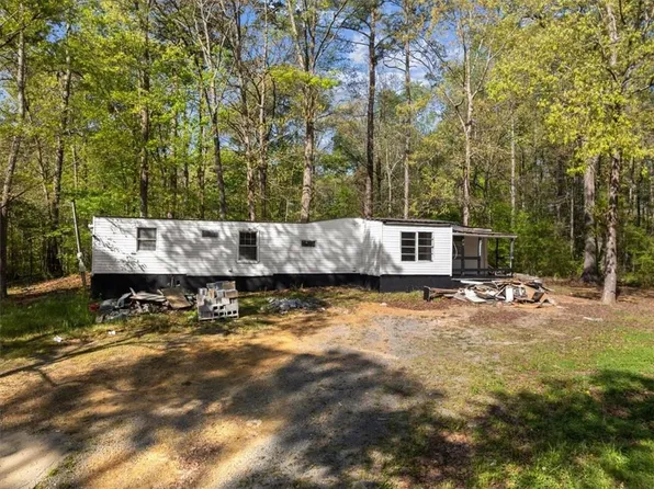 621 Cardinal Rd SE, Calhoun, GA 30701