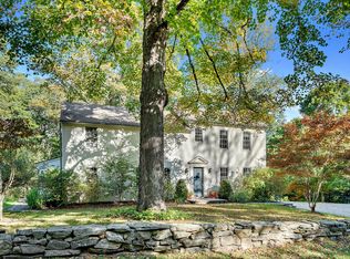 238 Hunt Ln, North Salem, NY 10560