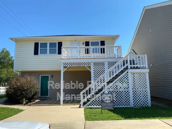 323 S Moore St #O, Clayton, NC 27520