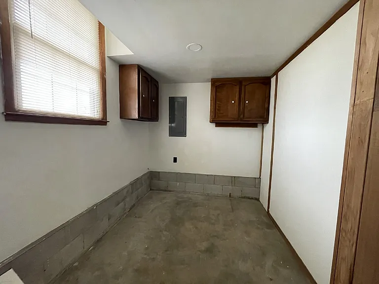102 Crosby Dr — Photo 29