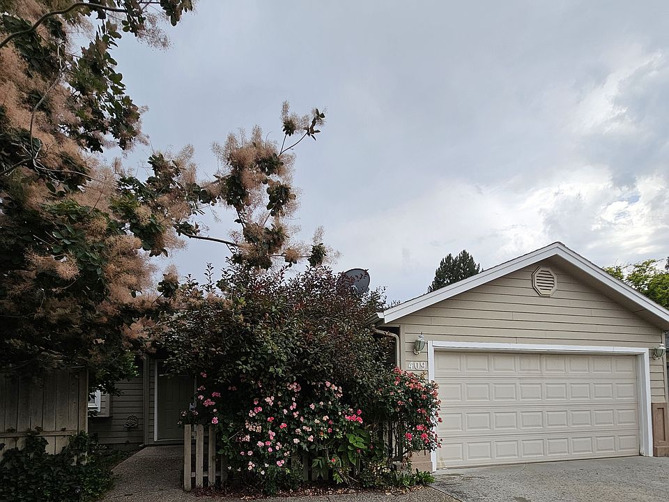1st image of 409 Augustina Ct