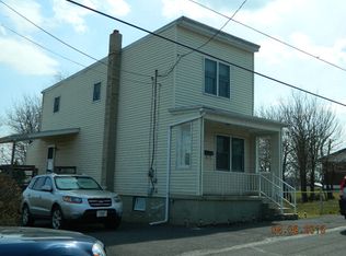 440 W John St, Frackville, PA 17931