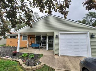 1355 Ranchland Dr, Cleveland, OH 44124