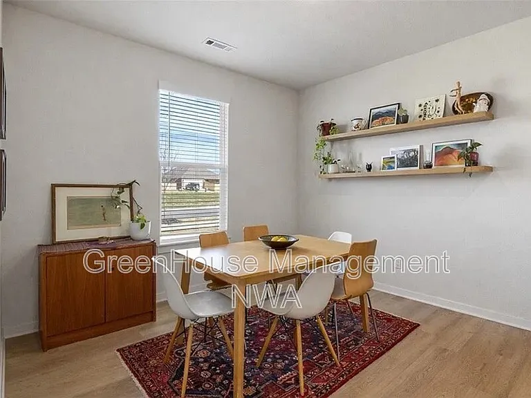 4813 Triangle St — Photo 11