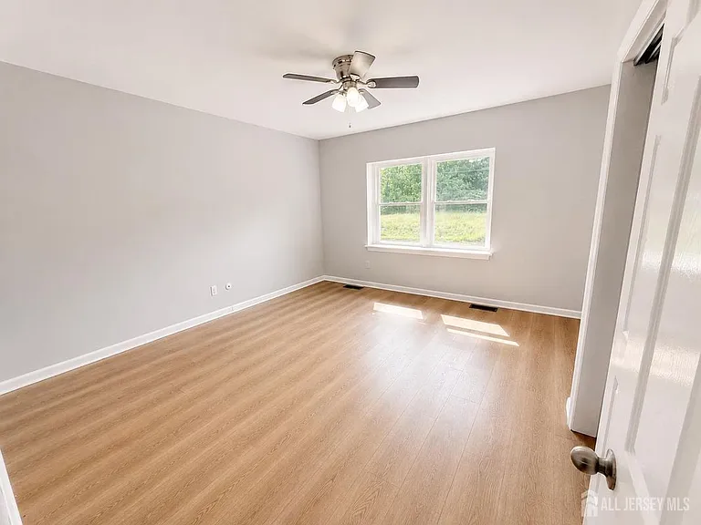 50 Davidson Rd #A — Photo 9