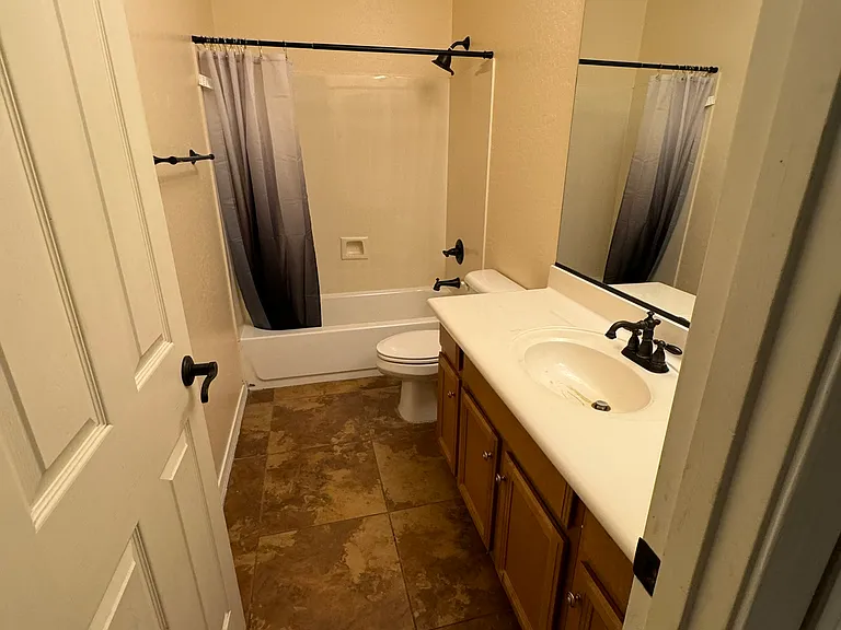 4524 W Rushmore Dr — Photo 13
