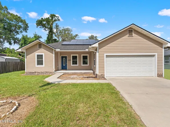 236 S 7TH Street, Macclenny, FL 32063