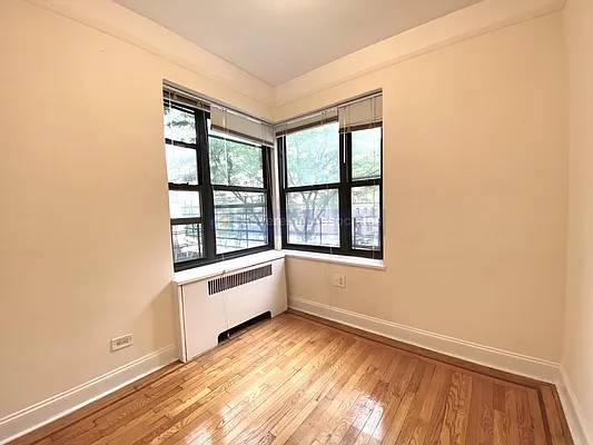 Rented by Sovereign Associates | media 7