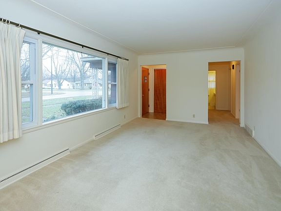 3720 Huron Ave-104
